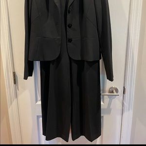 Ann Taylor loft two piece black suit size 10